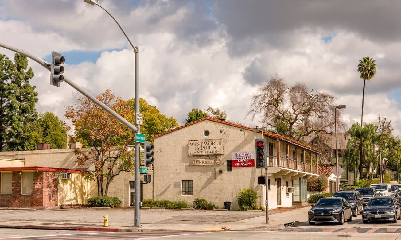 560 South Arroyo Pkwy & 161 East California Blvd